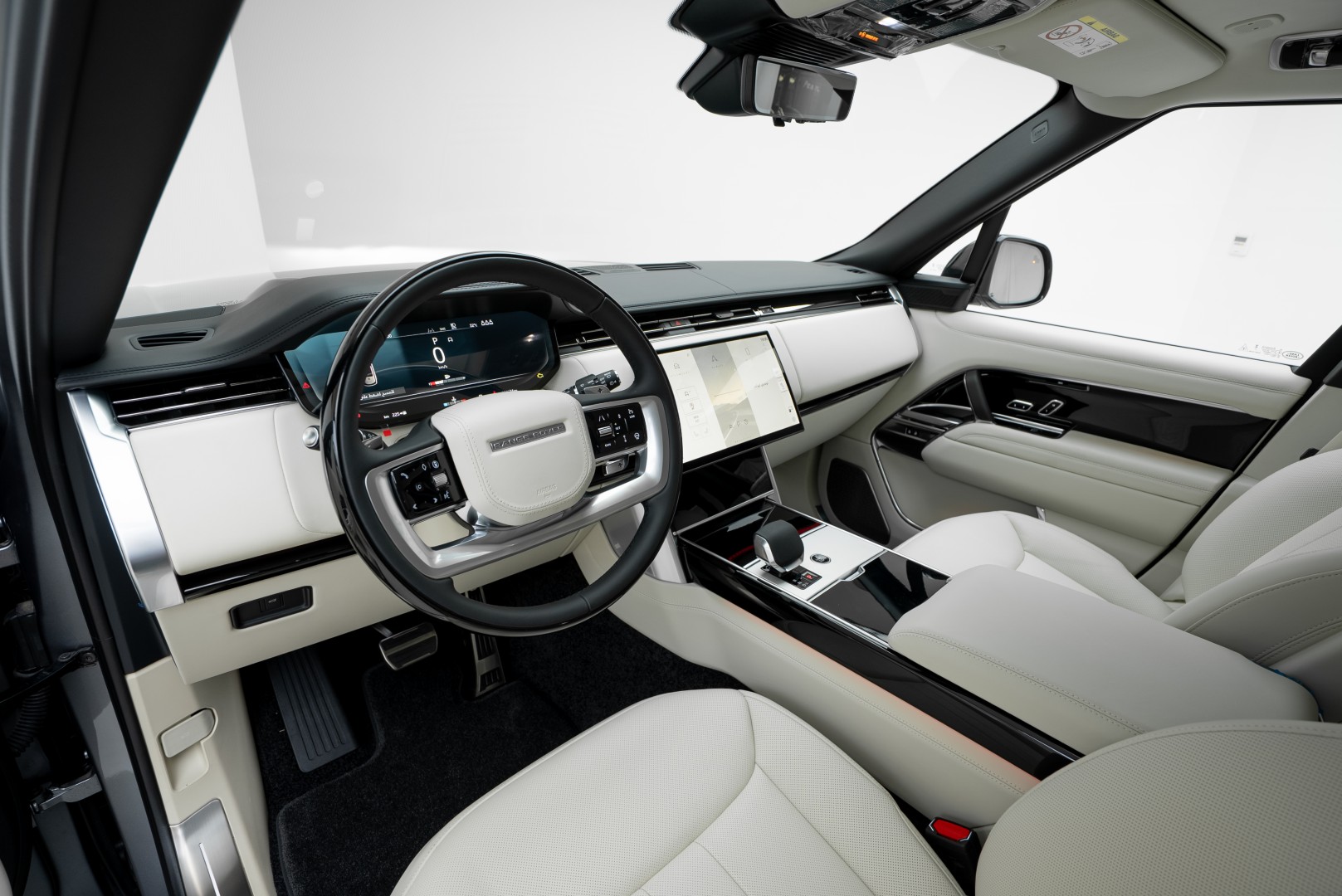 2025 RANGE ROVER P530 AUTOBIOGRAPHY LWB DEALER WARRANTY FOR 5 YEARS.
